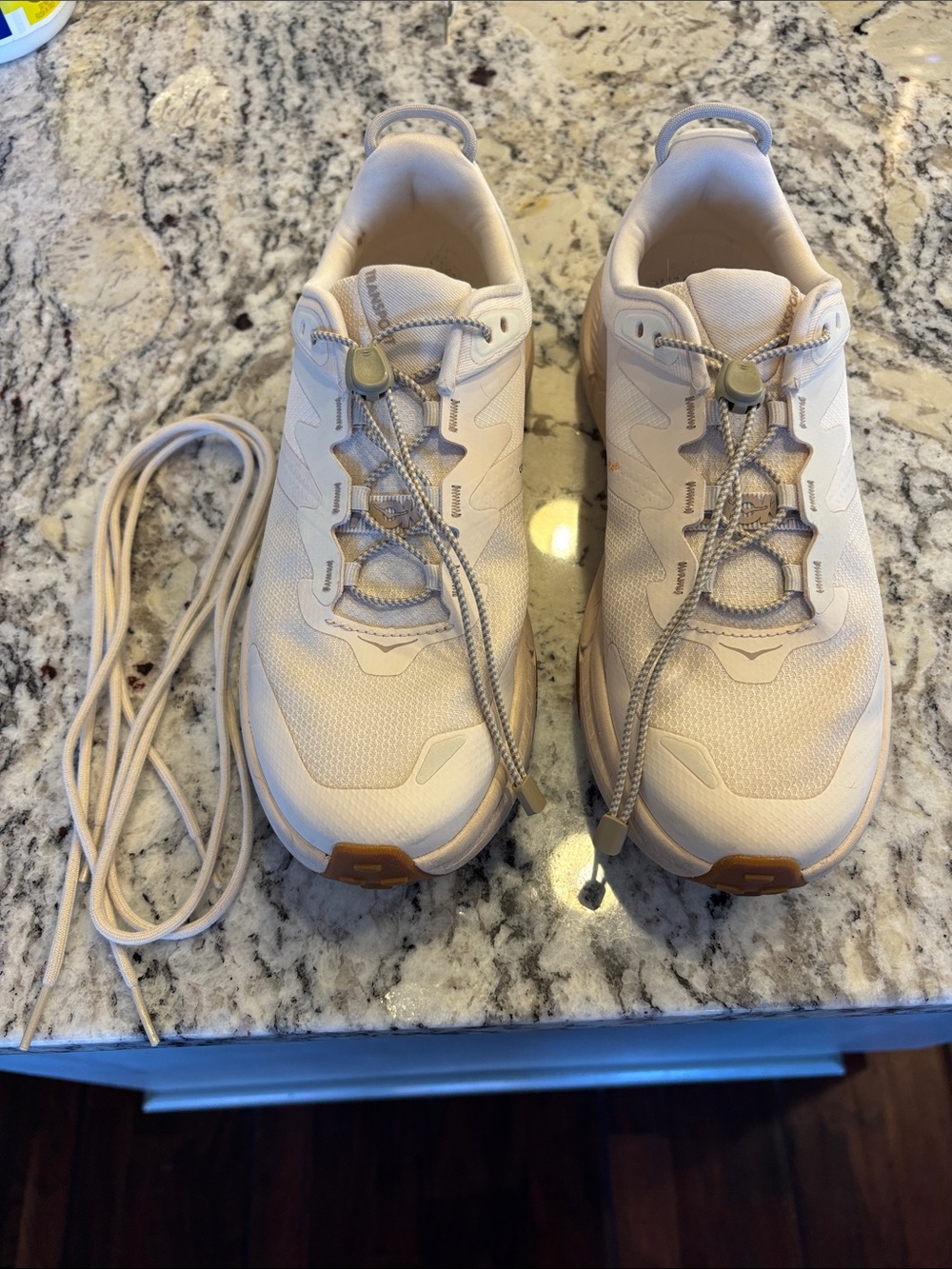 Hoka One One Transport Women's Light Beige Trail Sneakers